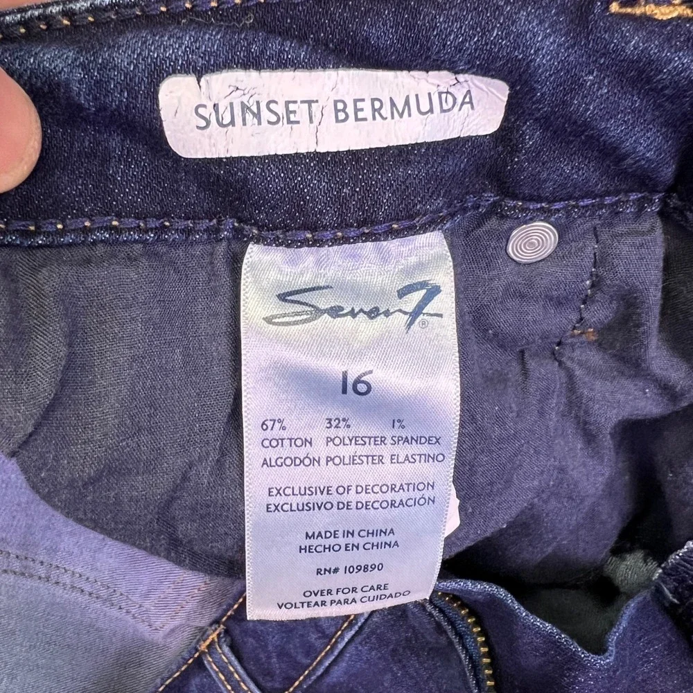 Seven7 Shorts Womens 16 Dark Blue Sunset Bermuda Casual Stretch Denim Fits36x10